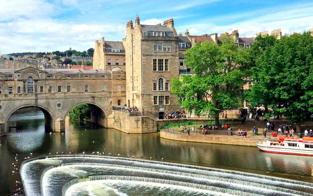 Puente de la ciudad de Bath en Inglaterra. 