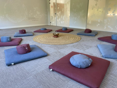 Retiro de Mindfulness y Compasión. Sala de meditación.
